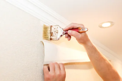 Pose de papier peint à Saint-Bomer — revêtements muraux et toiles de verre